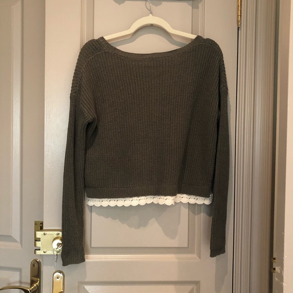 Cute Urban Outfitters knit sweater - Picture 4 of 4